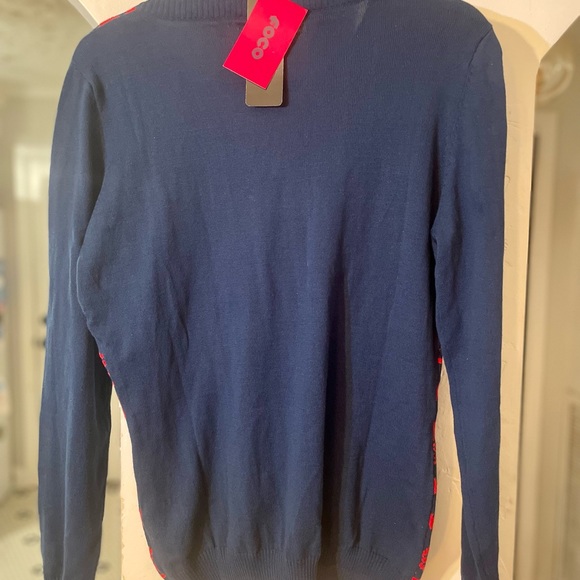 Official NFL Team Apparel New England Patriots women’s sweater NWT! - Picture 9 of 13